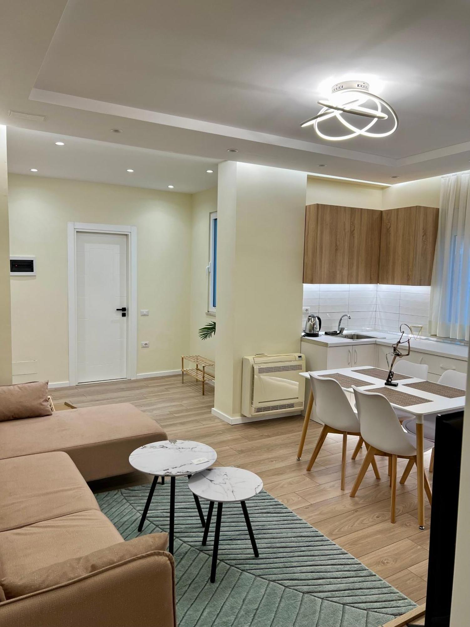 Le Bon 2 Apartment *
